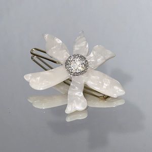 LELE SADOUGHI Crystal Water Lily Barrette